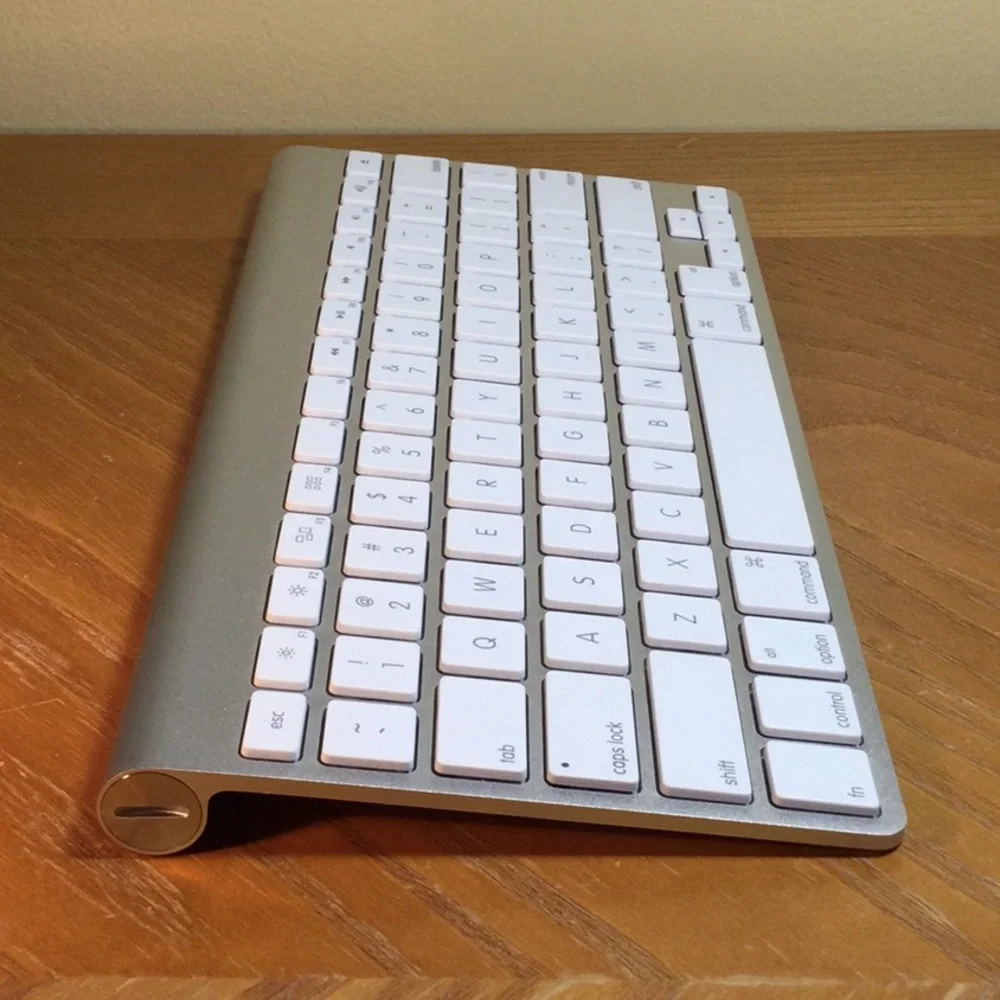 Apple Wireless Keyboard